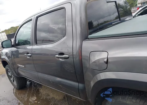 2017 Toyota Tacoma Trd Sport из США, поврежденный, VIN 5TFCZ5AN4HX070954